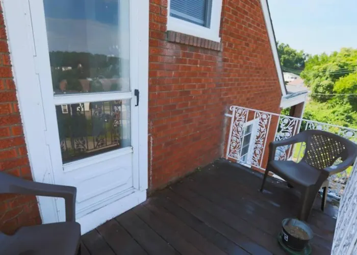Holiday home Close To * Charming Xl Cape Cod * Airport *